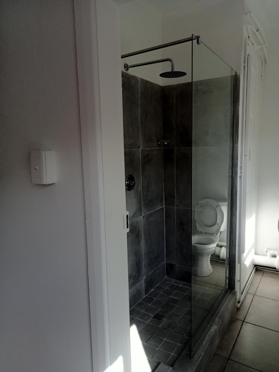 To Let 1 Bedroom Property for Rent in Brooklyn Western Cape